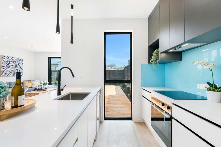 5/90 Picasso Drive West Harbour_9