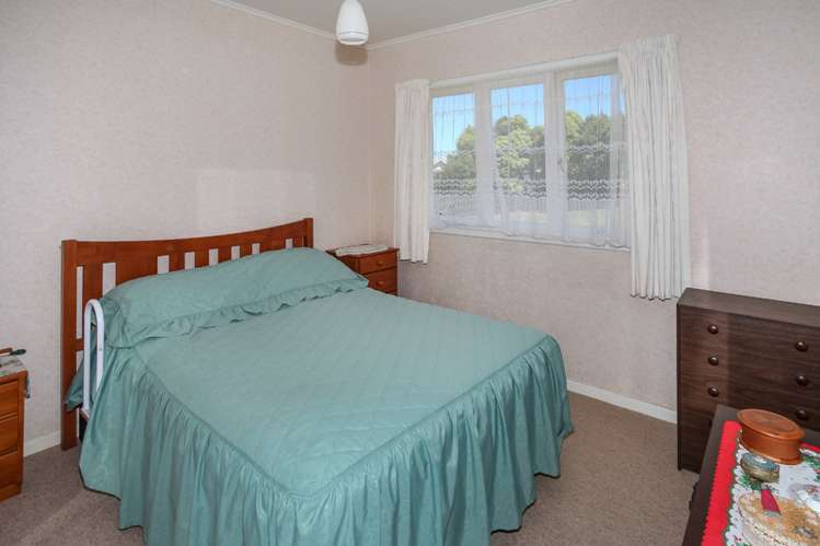 353 Upper Queen Street Pukekohe_13