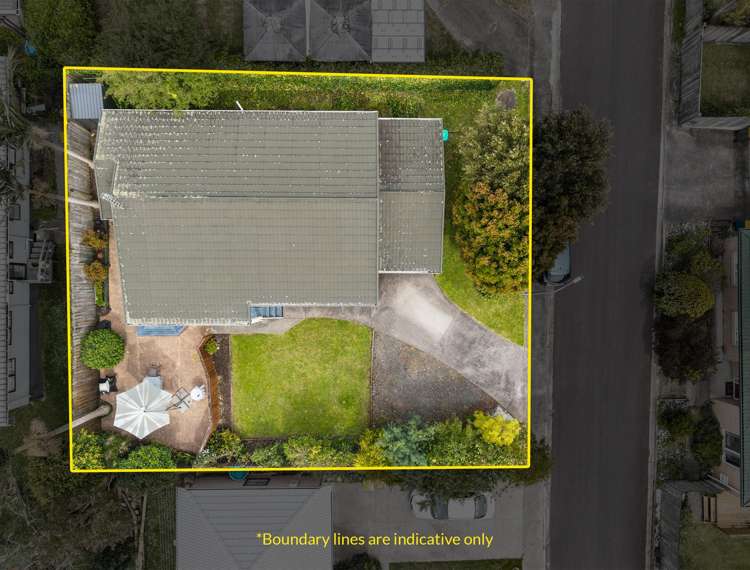 2 Davern Lane New Lynn_13