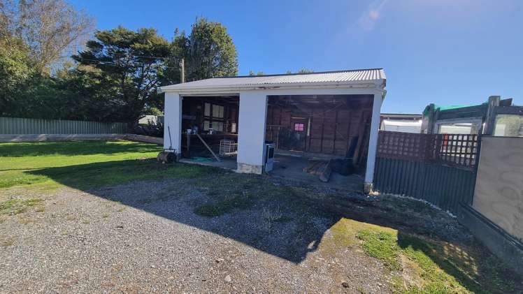 80 Half Mile Road Tuatapere_12