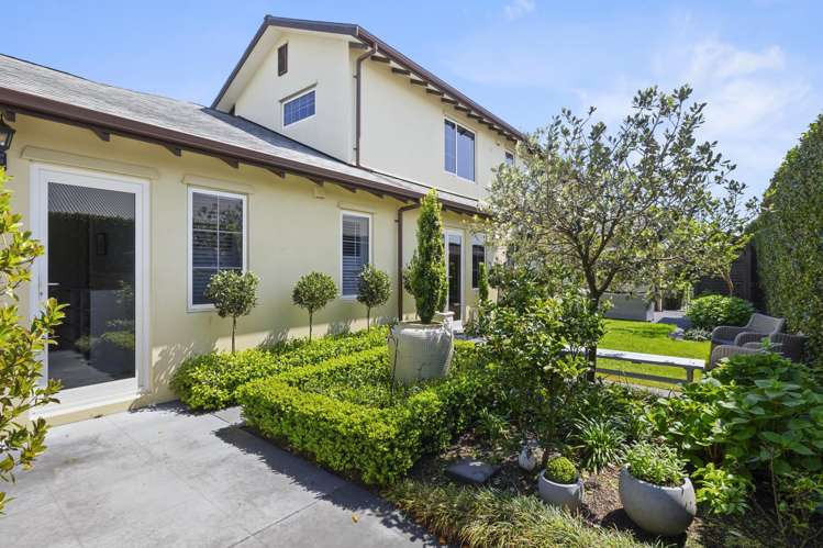 8B Sampson Avenue Waiwhakaiho_22