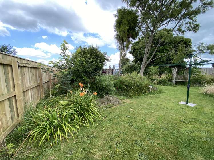 36 High Street Eltham_18