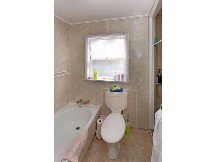 7 Marlowe Street Stoke_18