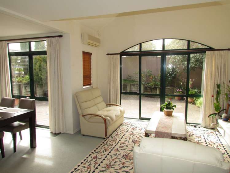 1/46 Raleigh Road Northcote_7