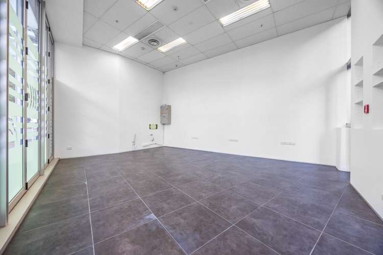 Shop D, 8 Mahuhu Crescent, City Centre_7