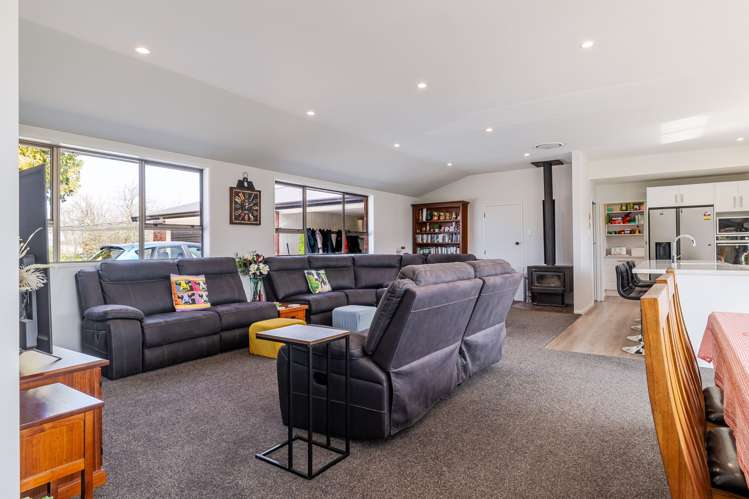 1040 Roberts Line Bunnythorpe_34