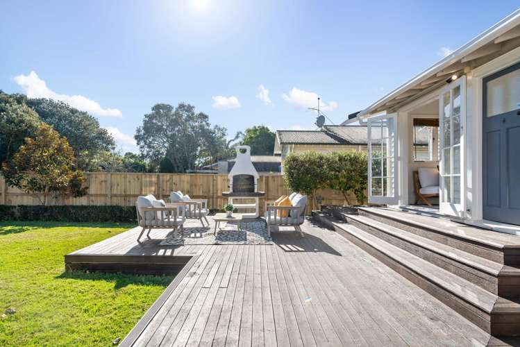 42 Woodward Road Mount Albert_24