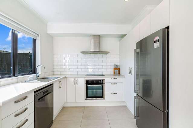 1/36 Brigham Creek Road, Whenuapai, Auckland