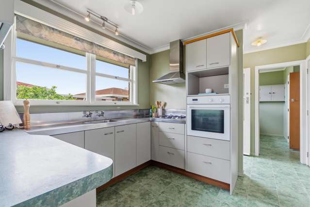 24 Levers Road Matua_3