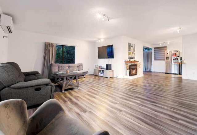 24 Resolute Way Papakura_3