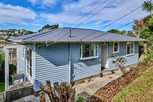 OUTSTANDING CONDITION - TOP TO TOE