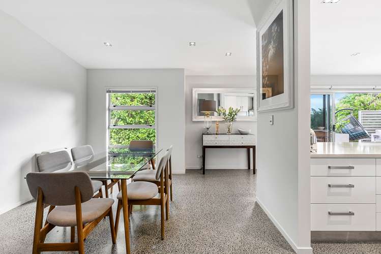 3 Dressage Lane Greenhithe_9