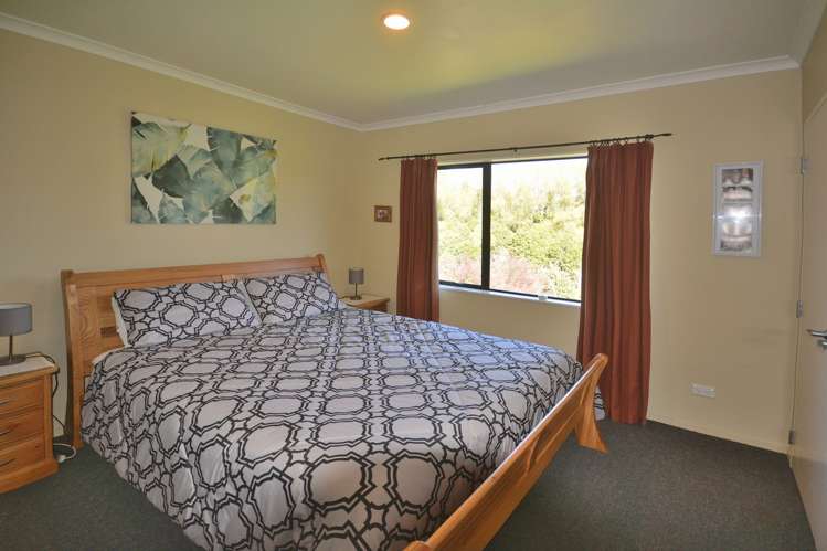 93 Orion Drive Welcome Bay_19