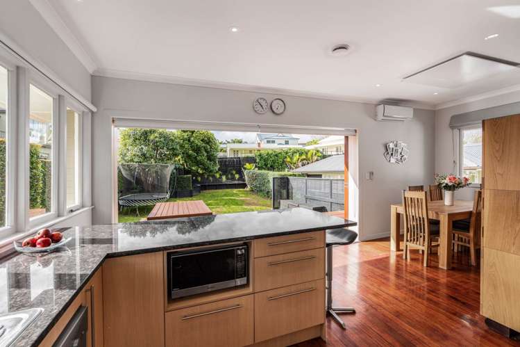 18 Wairoa Road Narrow Neck_11