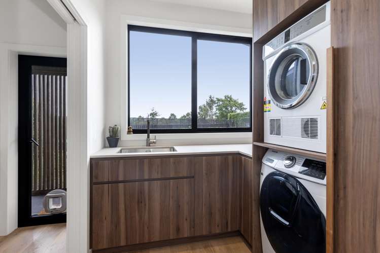 56 Covil Avenue Te Atatu South_18