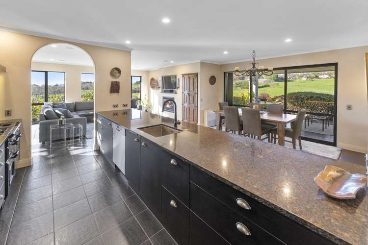 43 Redvale Road Redwood Valley_4