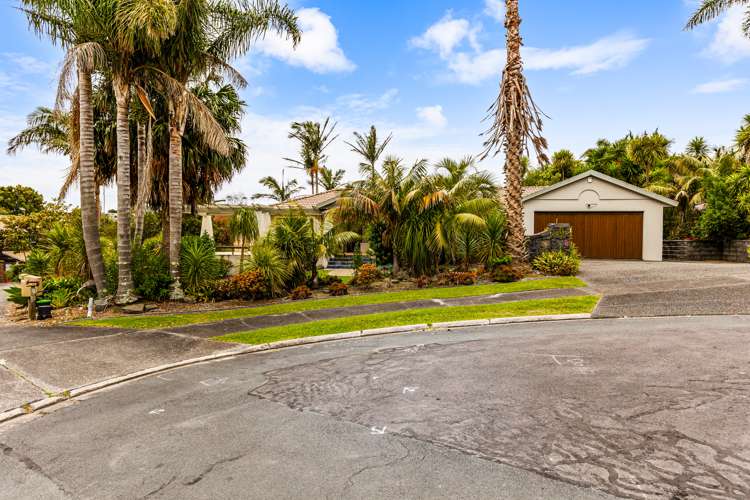 8 Dacre Grove Gulf Harbour_17