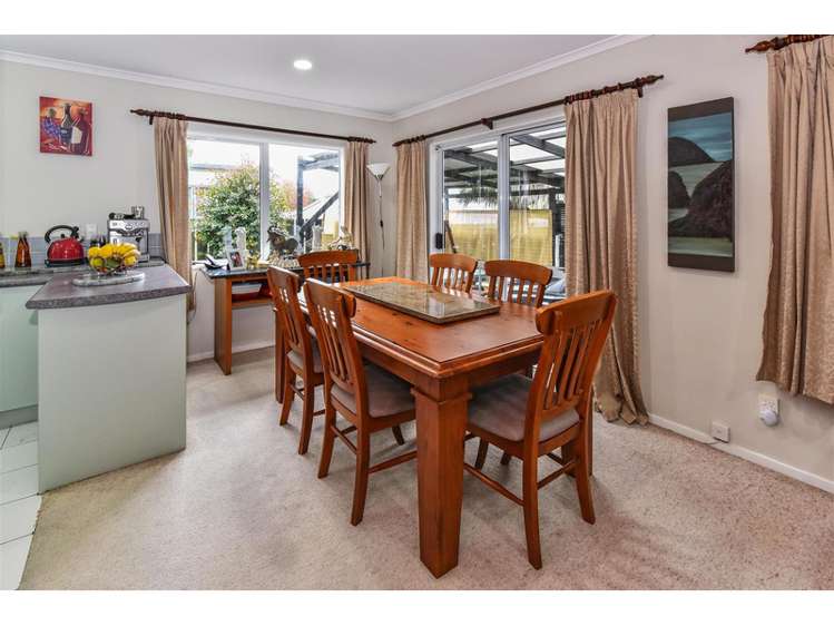 2/60 Coxhead Road Manurewa_6