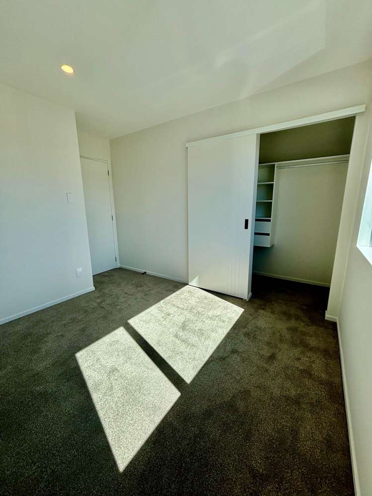 21 Kiato Lane Flat Bush_7
