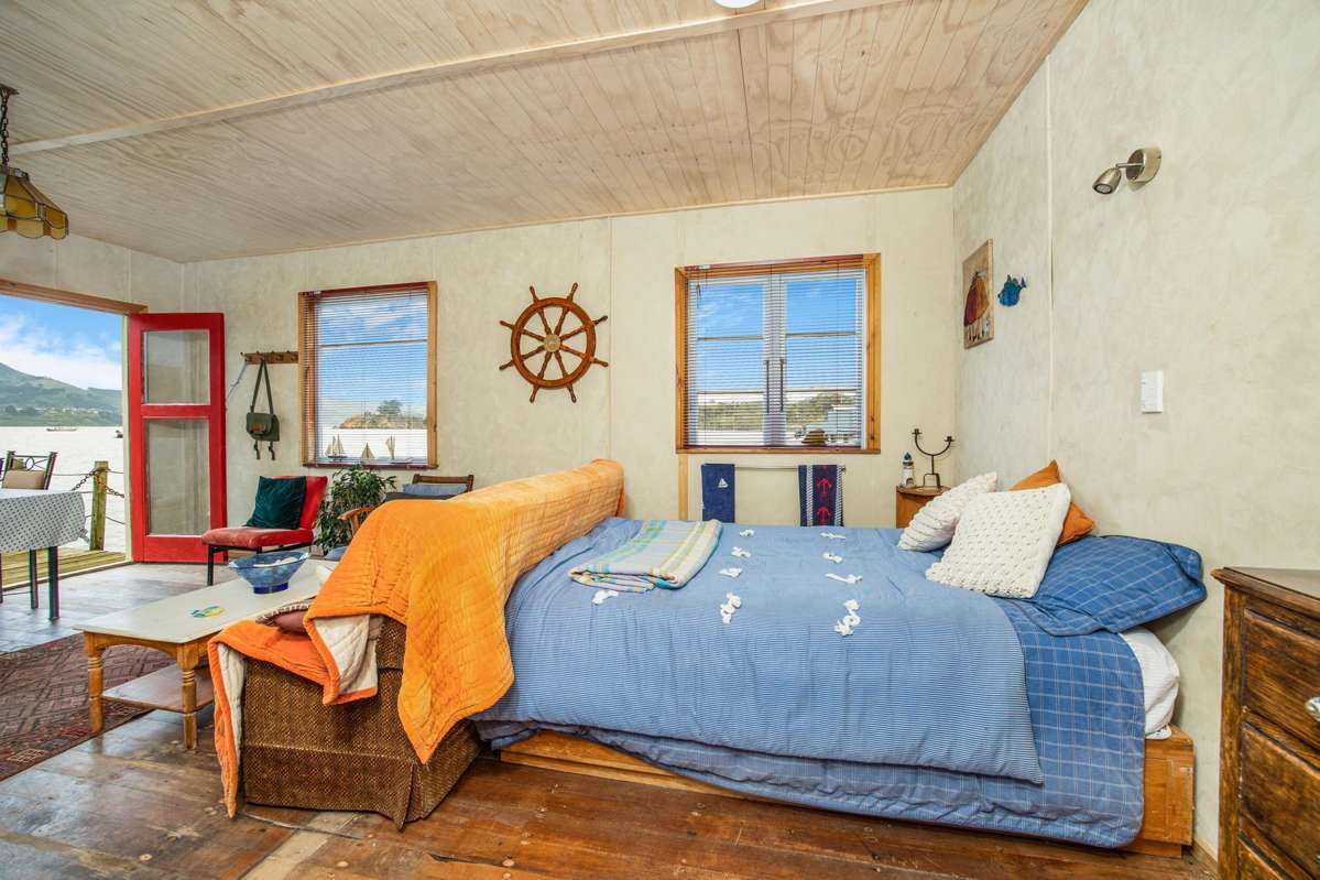 6083 Portobello Road (Boatshed)_1