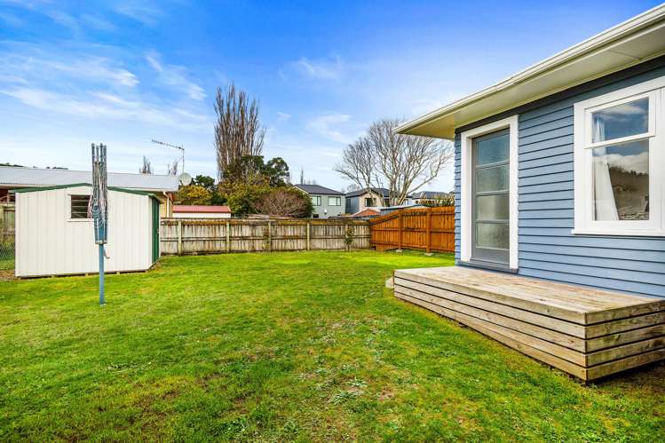 4 Golf Road Manor Park_8