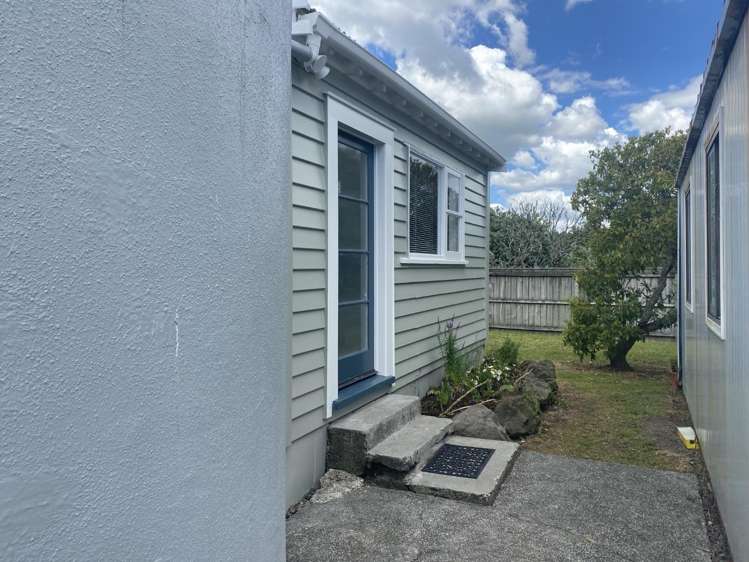 3 North Crescent 11005_2