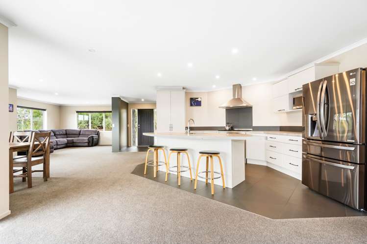 228 Knight Road Ruatangata_4