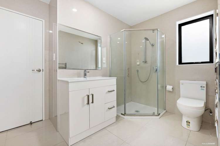 132 Tamahere Drive Glenfield_11