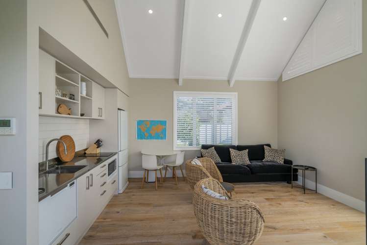 14 Bay View Terrace Tairua_23