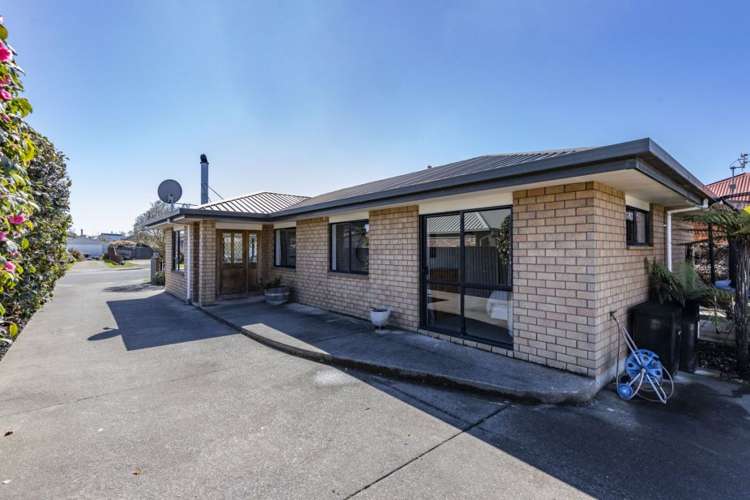 5 Somerset Place Woodend_18