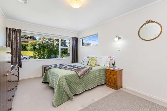 2/62 Vera Road Te Atatu South_3