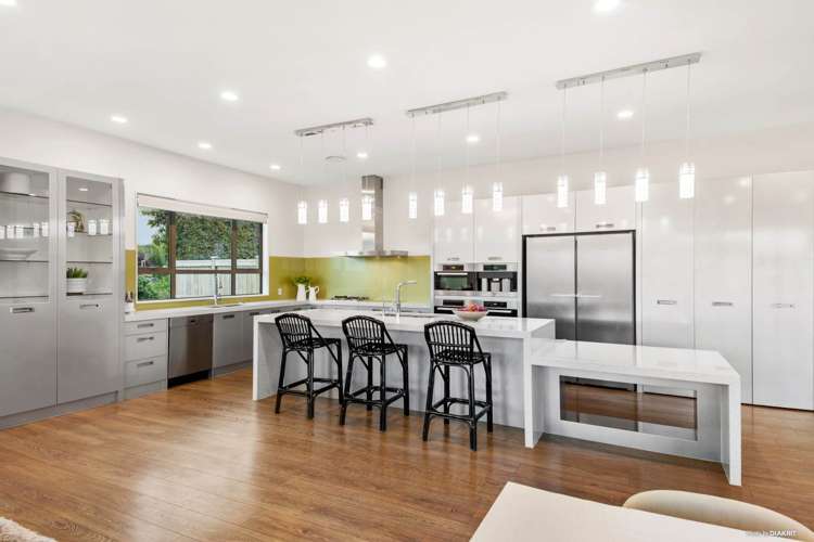 870 Redoubt Road Flat Bush_27