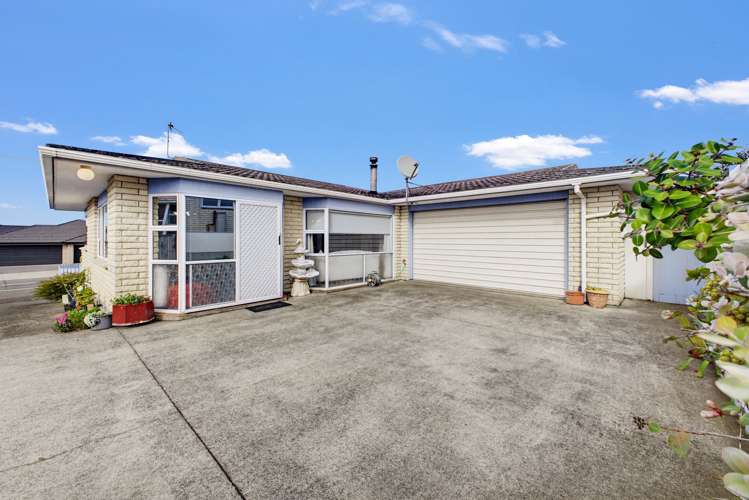 66 Tukapa Street Westown_33