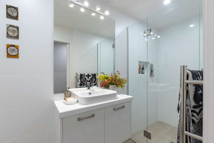 24 Hillplough Heights Richmond_24