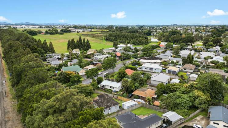 12 Tui Avenue Forest Lake_20