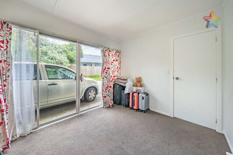 11b Foster Street Taita_19