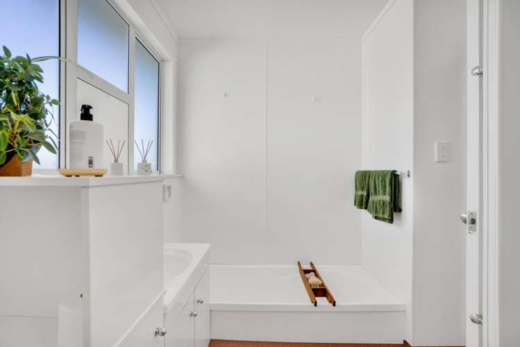 84 Ohanga Road Onaero_16