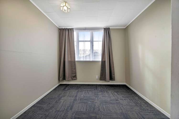 79A Swansea Road Stratford_13