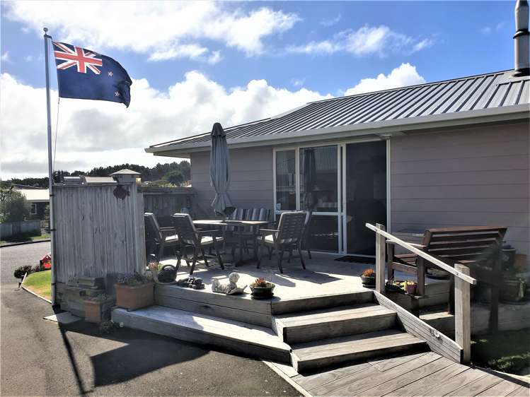 23 Matakane Street Waitarere Beach_17