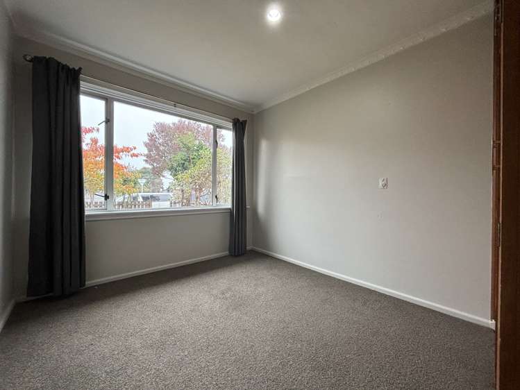 25 Wycola Avenue Hei Hei_6