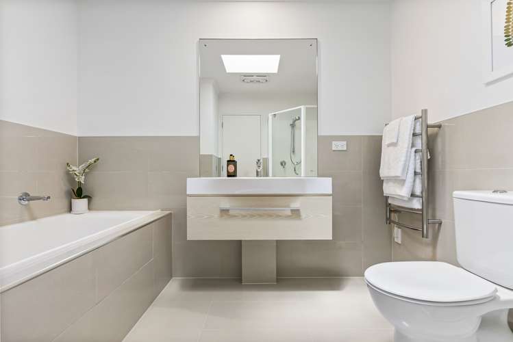 53 Scoria Crescent Stonefields_18