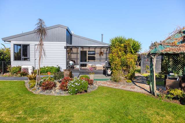 Low-Maintenance and a bit country