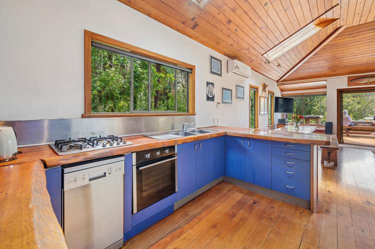483 Spencer Road Lake Tarawera_14