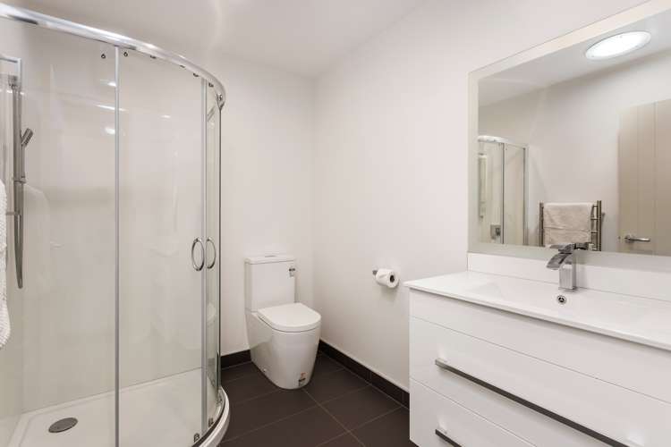 2/372 Worcester Street Linwood_17