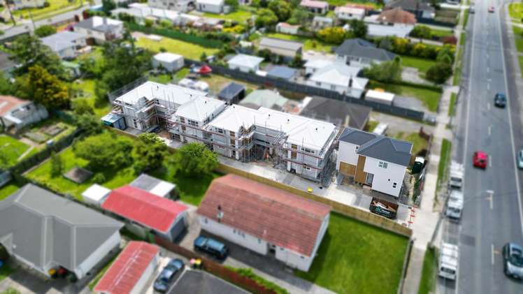 82 Main Road Wainuiomata_9