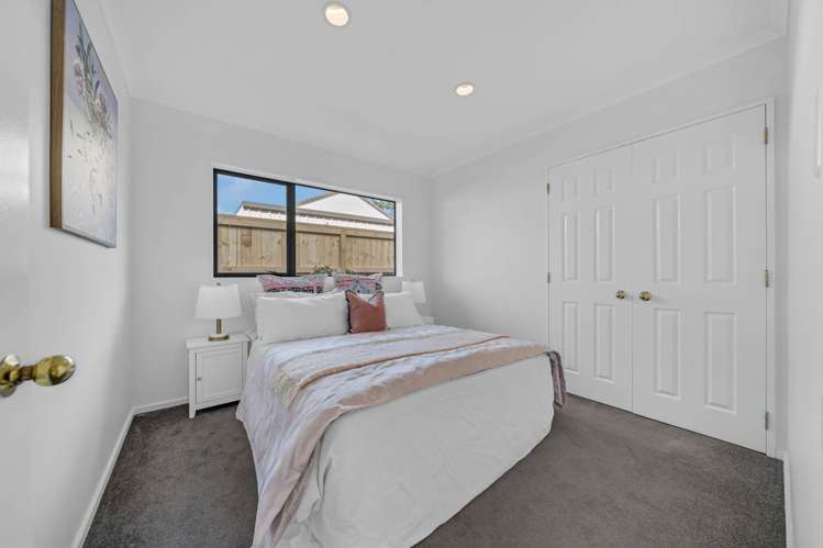 2/12 Solana Court Botany Downs_21