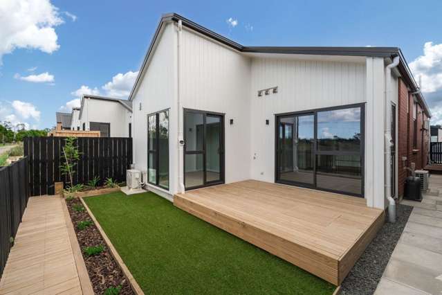 40 Paretao Street Massey_2