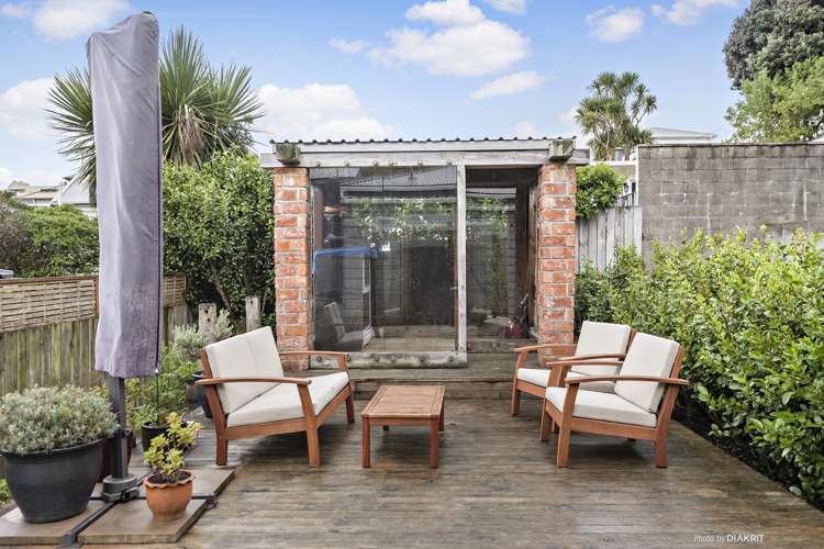 121 Hanson Street Newtown_7