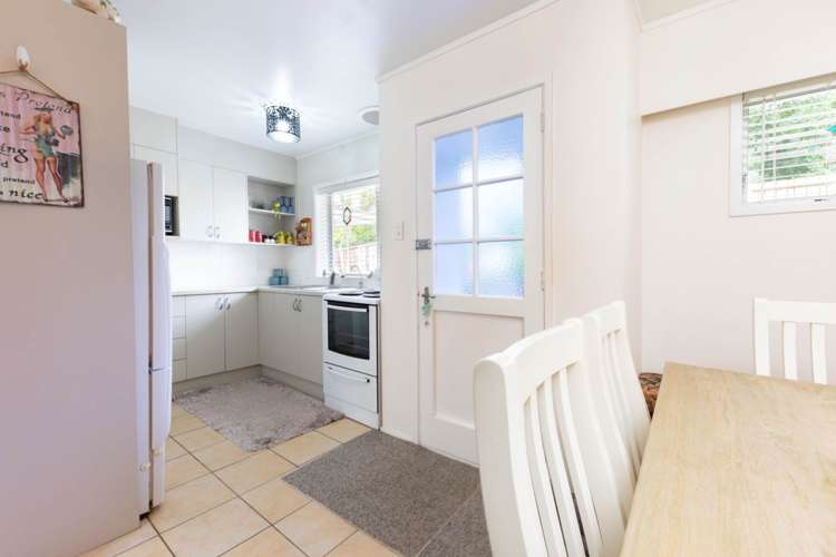 2/14 Havelle Avenue Titirangi_7