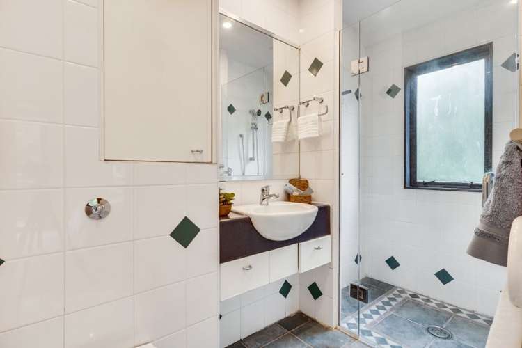 2/155 Yaldhurst Road Sockburn_14